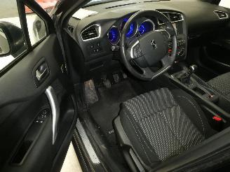 DS Automobiles DS 4 1.2  SO CHIC picture 9