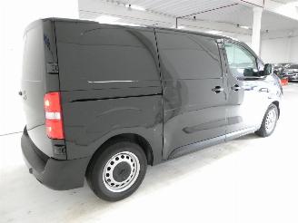 Opel Vivaro 1.5 picture 9