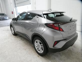 Toyota C-HR  picture 5