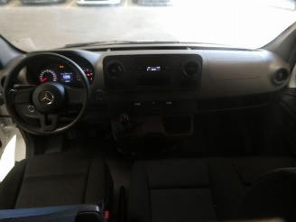 Mercedes Sprinter 2.0D picture 17