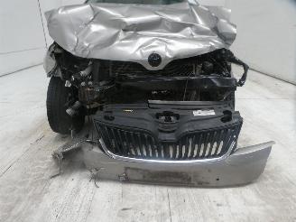 Skoda Rapid AMBITION picture 4