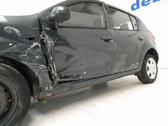 Dacia Sandero 1.1 picture 6