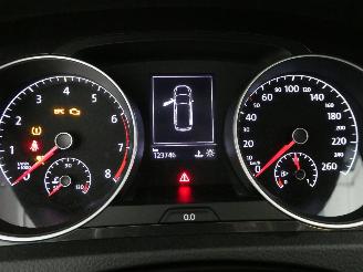 Volkswagen Golf 1.0 picture 10