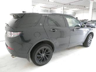 Land Rover Discovery 2.0D picture 6