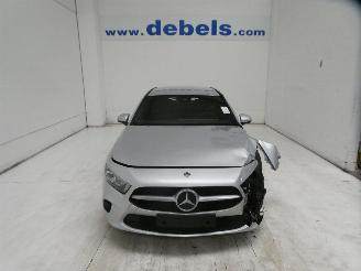 uszkodzony samochody osobowe Mercedes A-klasse 180 D 2021/10