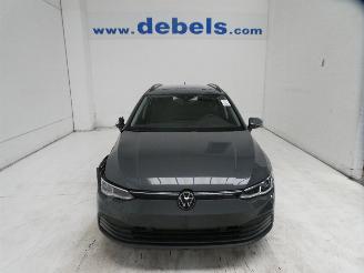 uszkodzony samochody osobowe Volkswagen Golf VARIANT LIFE 2023/10