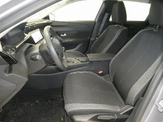 Peugeot 308 III ACTIVE PACK picture 24