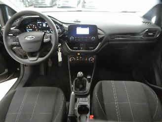 Ford Fiesta TREND picture 14