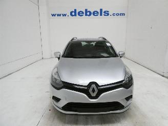 Damaged car Renault Clio IV GRANDTOUR CO 2020/2