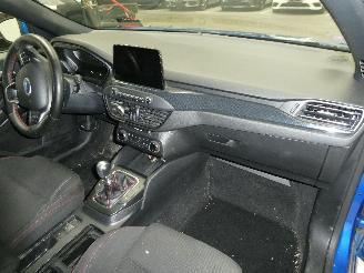 Ford Focus ST-LINE picture 18