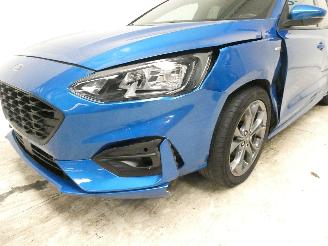 Ford Focus ST-LINE picture 6
