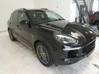 Porsche Cayenne E-HYBRID picture 9