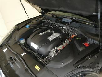 Porsche Cayenne E-HYBRID picture 23