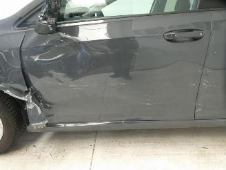 Volkswagen Golf 2.0D VARIANT LIFE picture 6