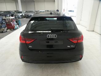 Audi A1 ADVANCED picture 6