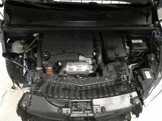 Opel Crossland X/ picture 20