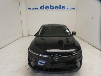 Renault Mégane E-TECH EVOLUT picture 1