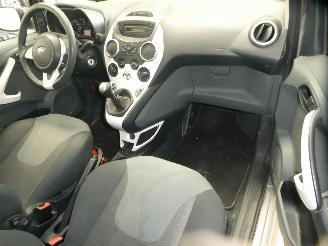Ford Ka TITANIUM picture 17