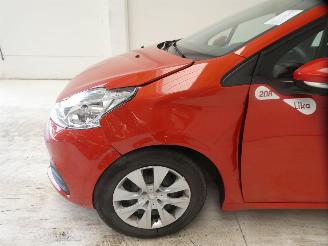 Peugeot 208 LIKE picture 7