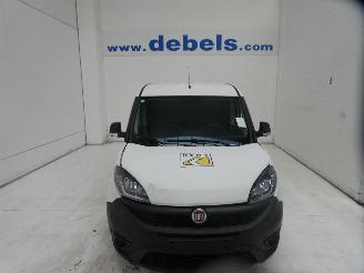 krockskadad bil bedrijf Fiat Doblo 1.3D DOBLÃ’ 2020/12