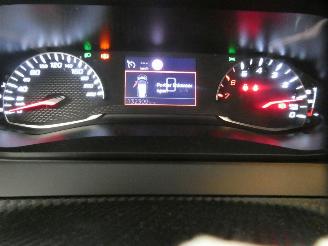 Peugeot 208 II ALLURE picture 12