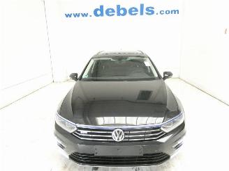 Vaurioauto  passenger cars Volkswagen Passat GTE 2016/9