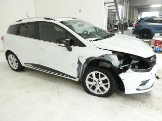 Renault Clio IV GRANDTOUR LI picture 12