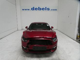 krockskadad bil auto Ford Mustang  2016/8