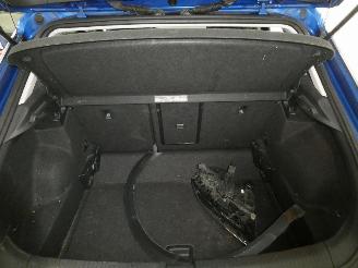 Volkswagen T-Roc  picture 16