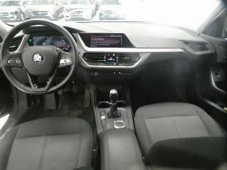 BMW 1-serie 1.5D HATCHBACK 1.5 picture 17