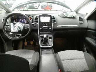 Renault Scenic IV LIMITED picture 14