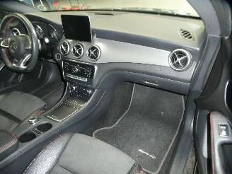 Mercedes Cla-klasse 200 D picture 13