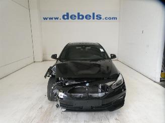 Unfallwagen BMW 1-serie 2.0D D 2021/2