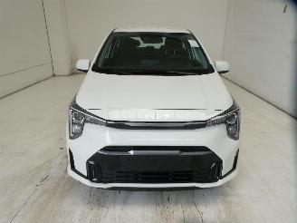 Kia Picanto  picture 2