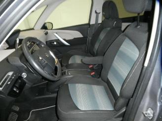 Citroën C4 PICASSO II picture 21