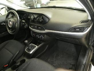 Fiat Tipo 1.3D  POP picture 21
