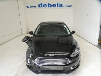 Voiture accidenté Ford Focus TITANIUM 2017/9