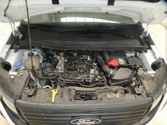 Ford Transit COURIER picture 17