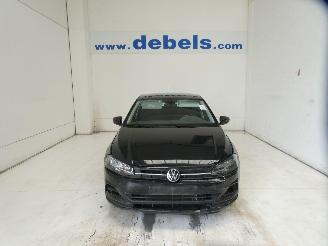 Schadeauto Volkswagen Polo COMFORTLINE 2021/8
