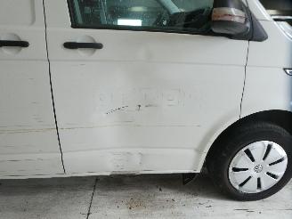 Volkswagen Transporter 2.0D T6 BESTELWAGEN picture 17
