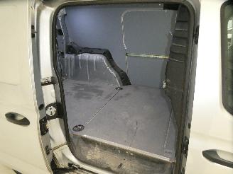 Volkswagen Caddy CARGO MAXI picture 17