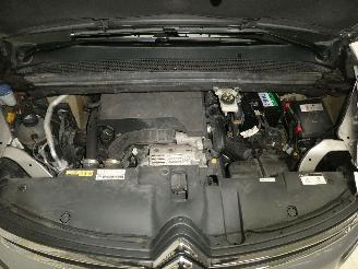 Citroën C4 PICASSO II FEEL picture 24
