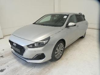 Hyundai I-30 FASTBACK picture 3