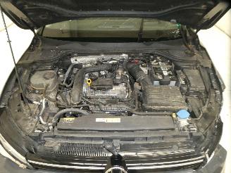 Volkswagen Golf VIII 1.0 TSI picture 26