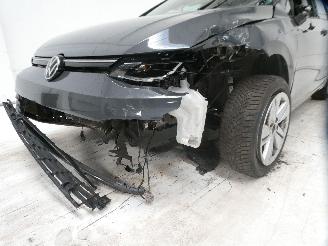 Volkswagen Golf VIII 1.0 TSI picture 5
