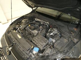 Volkswagen Golf VIII 1.0 TSI picture 27