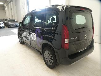 Peugeot Rifter ALLURE picture 10