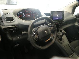 Peugeot Rifter ALLURE picture 17