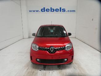 Damaged car Renault Twingo III TECHNO 2024/6