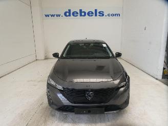 Damaged car Peugeot 308 III ACTIVE PACK 2023/6
